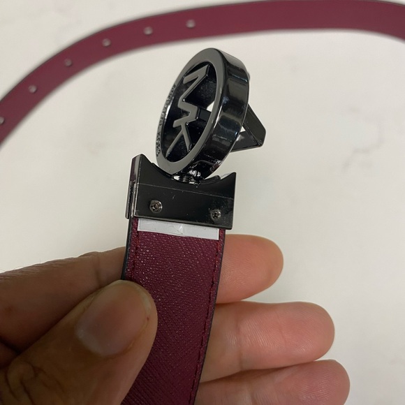 Michael Kors Twist Reversible Leather MK Logo Buckle Belt Red/Silver, Size M/L - Picture 15 of 16